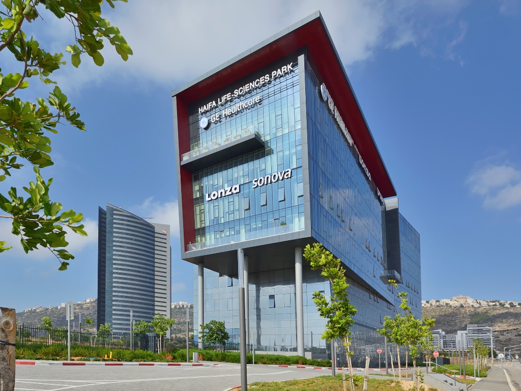 לחיצה להגדלת תמונה 