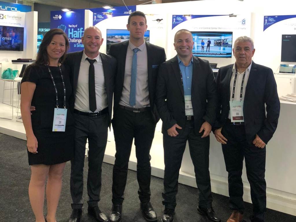 לחיצה להגדלת תמונה 